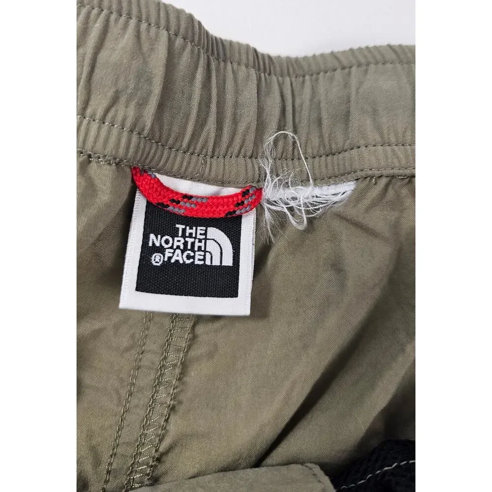 The north face khaki green sz XL (?) Pull on shorts 7.5